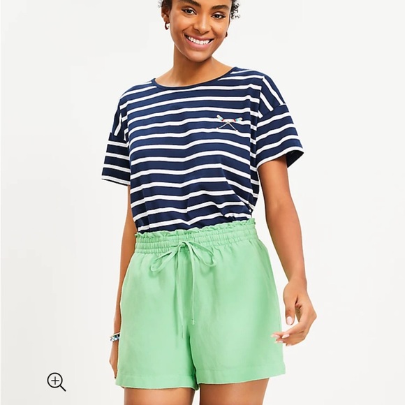 LOFT Pants - Light Green Linen Shorts